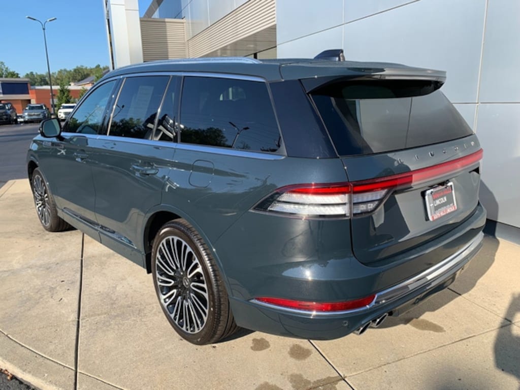 Certified 2025 Lincoln Aviator Black Label SUV