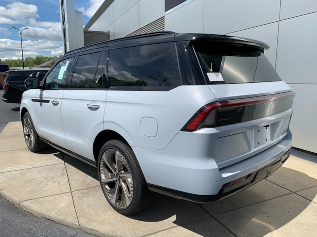 New 2026 Lincoln Navigator Black Label SUV