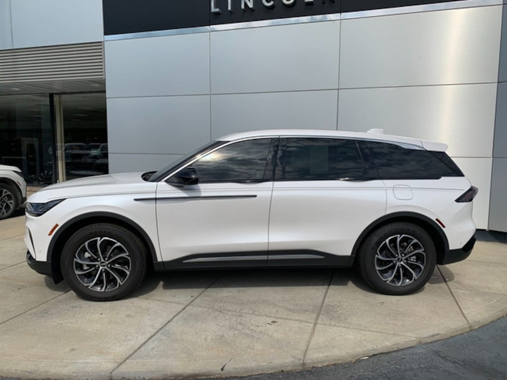 Certified 2024 Lincoln Nautilus Hybrid Premiere II SUV
