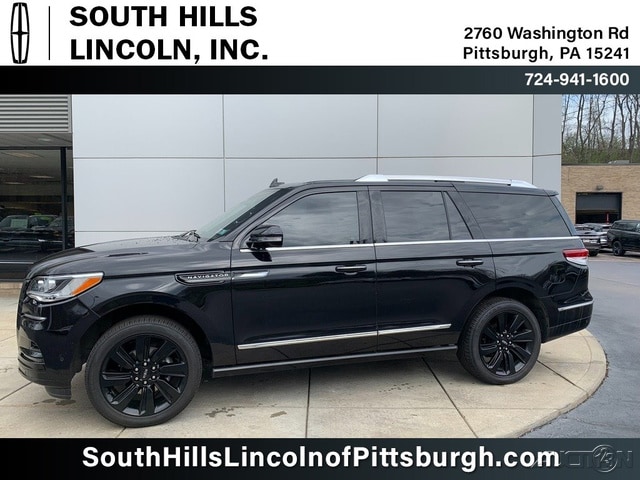 2024 Lincoln Navigator Reserve 4WD's photo