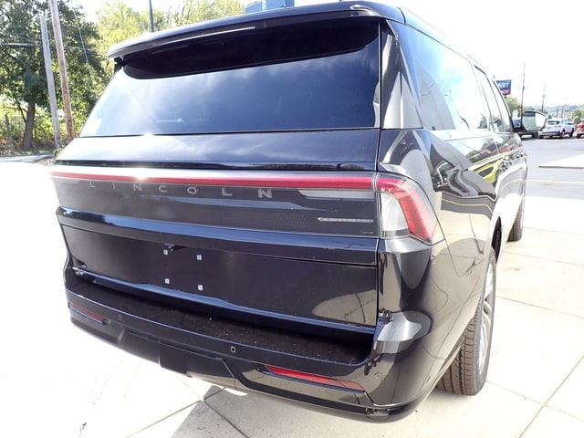 2025 Lincoln Navigator Reserve L - Photo 6