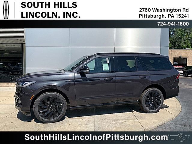 2026 Lincoln Navigator Reserve 4WD's photo