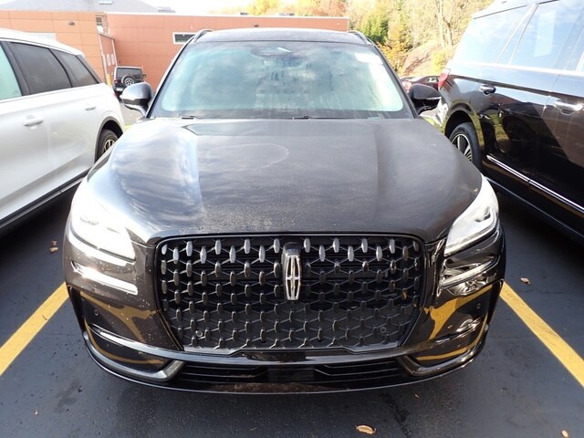 2025 Lincoln Corsair Reserve photo 3