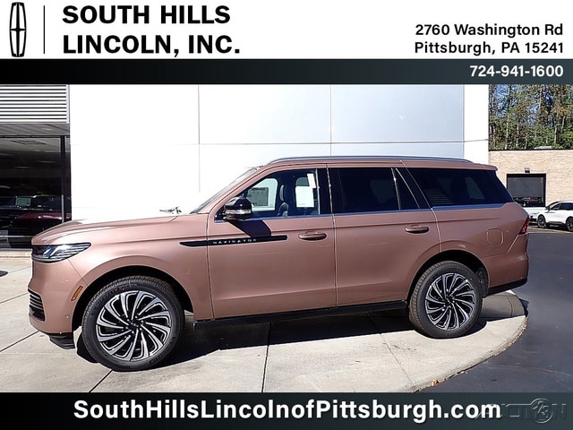 2025 Lincoln Navigator Black Label's photo