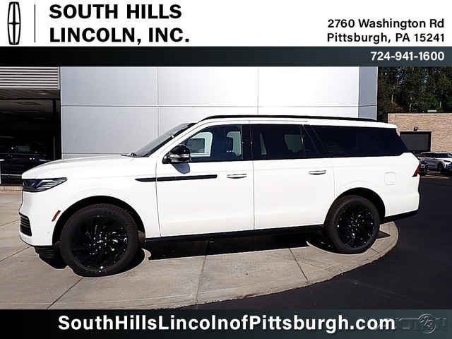 2025 Lincoln Navigator Reserve L's photo