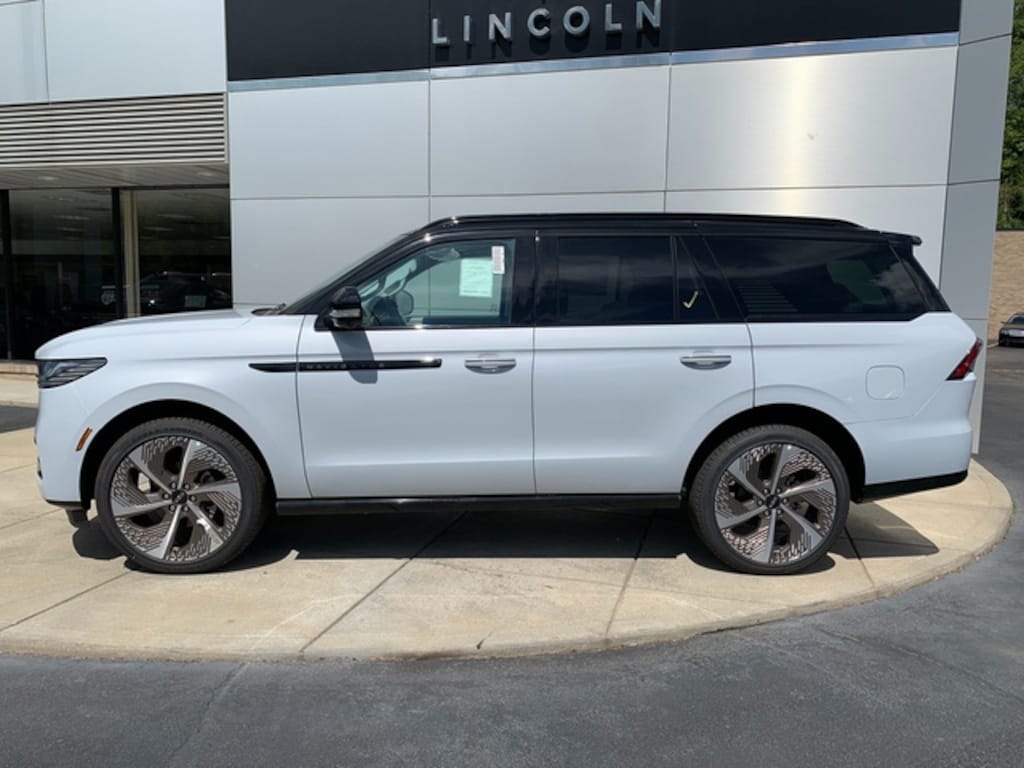 New 2026 Lincoln Navigator Black Label SUV