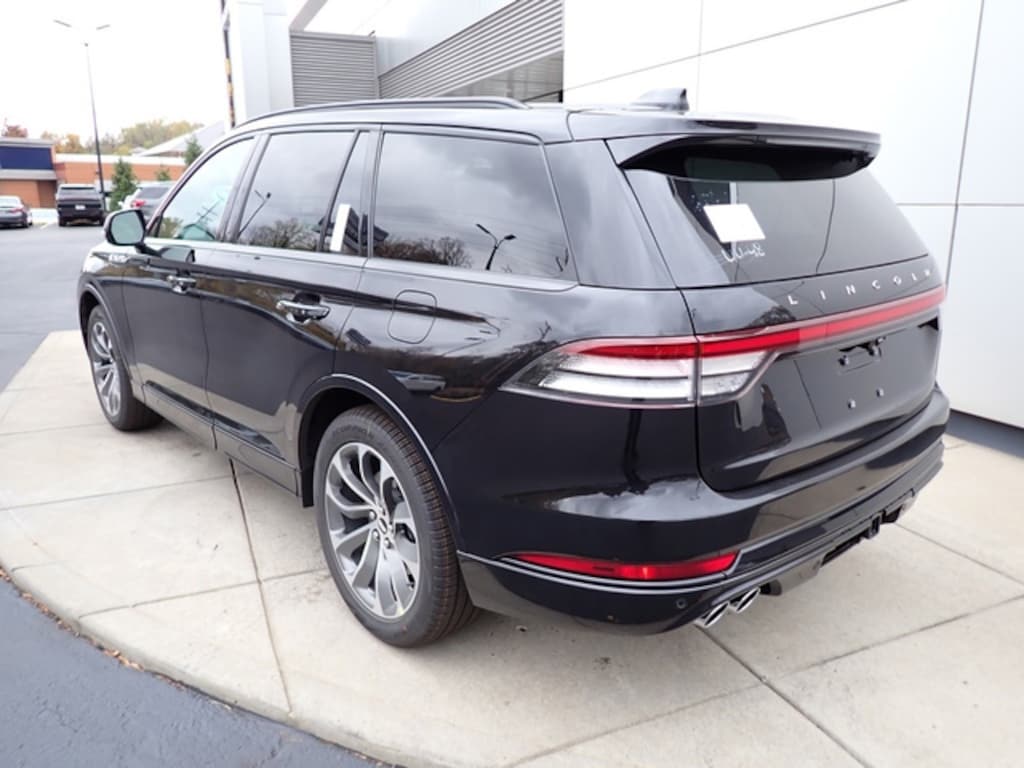 New 2026 Lincoln Aviator Premiere SUV