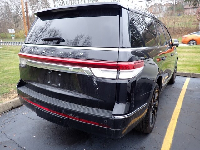 2023 Lincoln Navigator Reserve photo 3