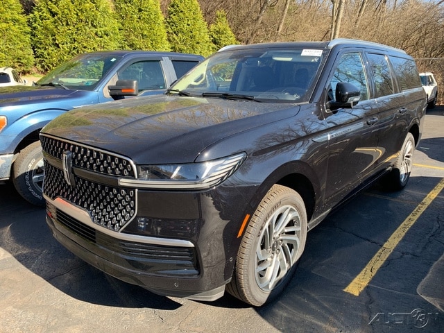 2025 Lincoln Navigator