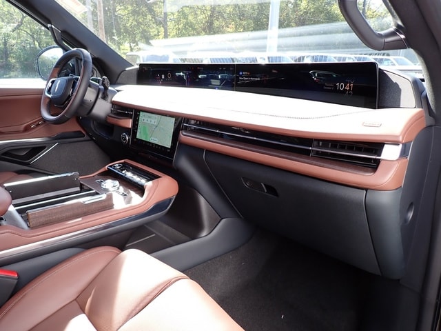 2025 Lincoln Navigator Reserve L - Photo 12