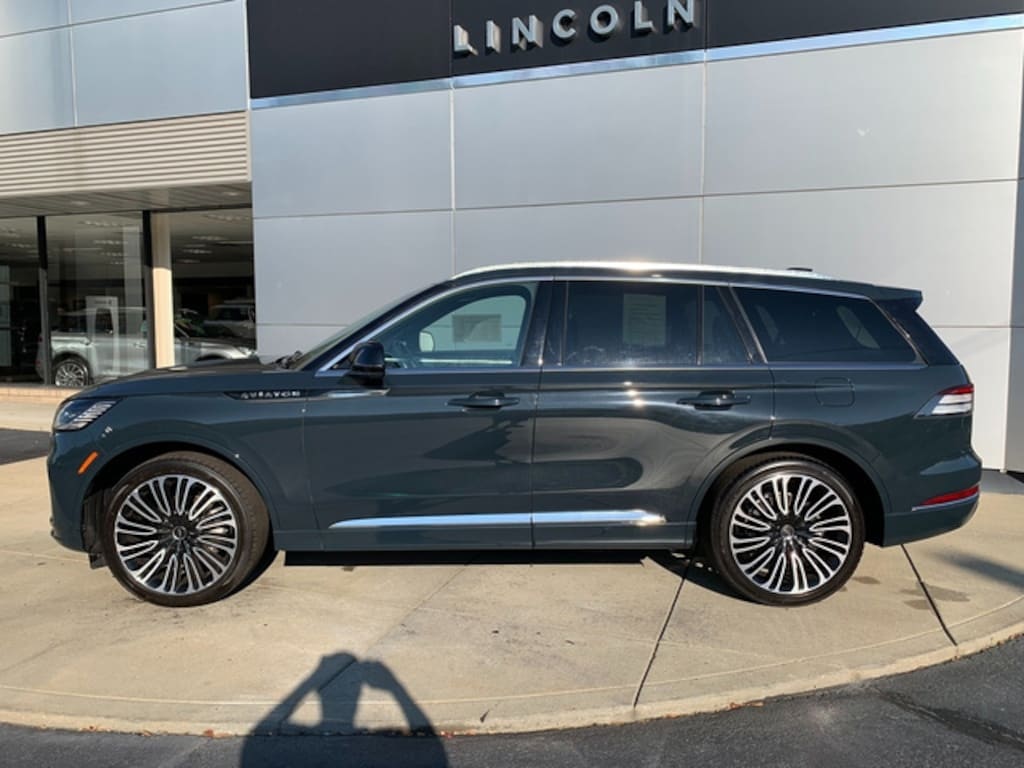 Certified 2025 Lincoln Aviator Black Label SUV