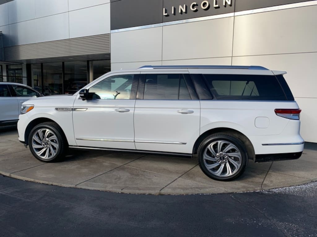 Certified 2023 Lincoln Navigator L Reserve SUV