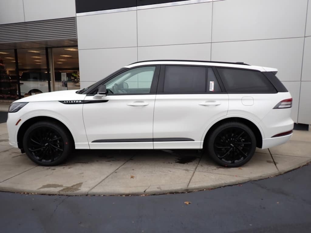 New 2026 Lincoln Aviator Reserve SUV