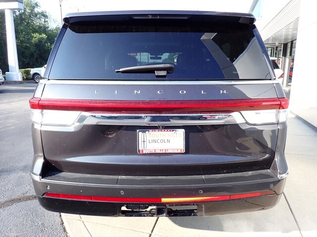 2024 Lincoln Navigator L Reserve photo 4