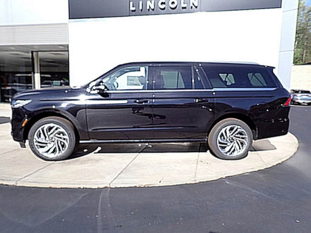 New 2025 Lincoln Navigator Reserve SUV