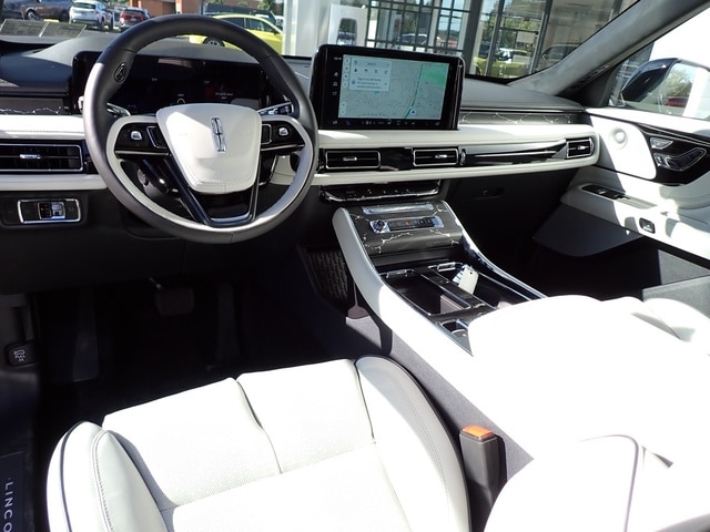 2025 Lincoln Aviator Black Label - Photo 17