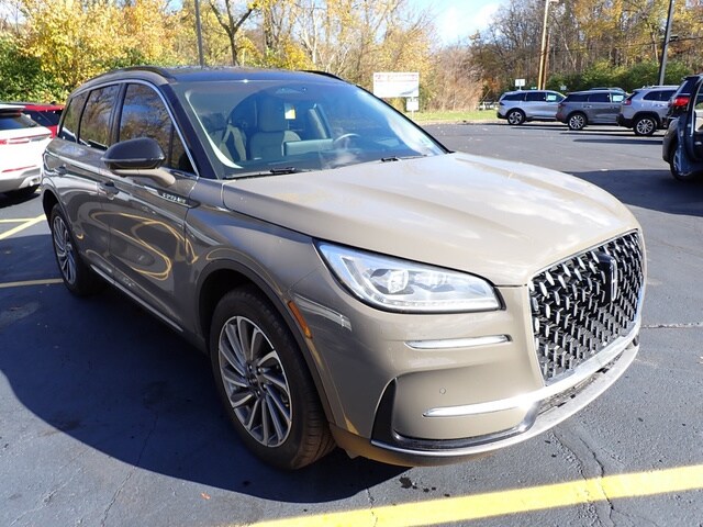 2025 Lincoln Corsair Reserve photo 3