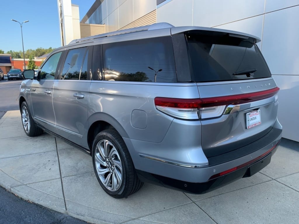 Used 2023 Lincoln Navigator L Reserve SUV