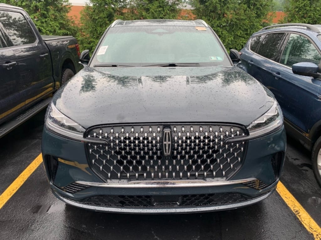 Certified 2025 Lincoln Aviator Black Label SUV