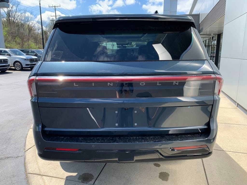 New 2026 Lincoln Navigator Reserve SUV
