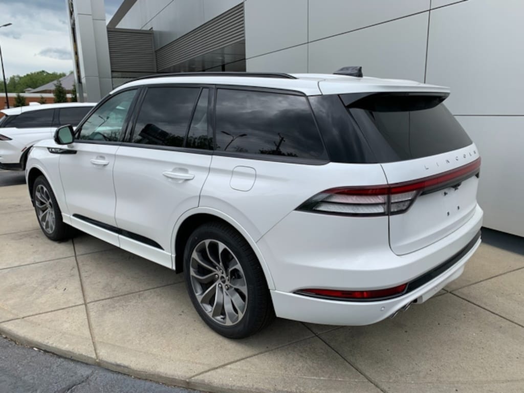 New 2026 Lincoln Aviator Premiere SUV
