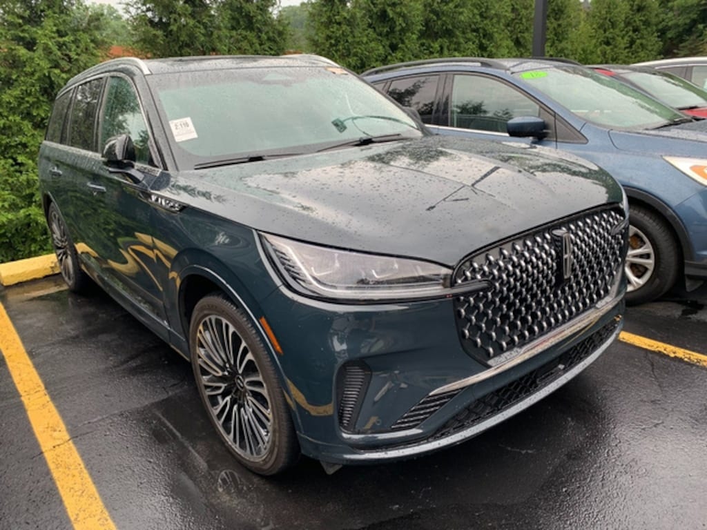 Certified 2025 Lincoln Aviator Black Label SUV