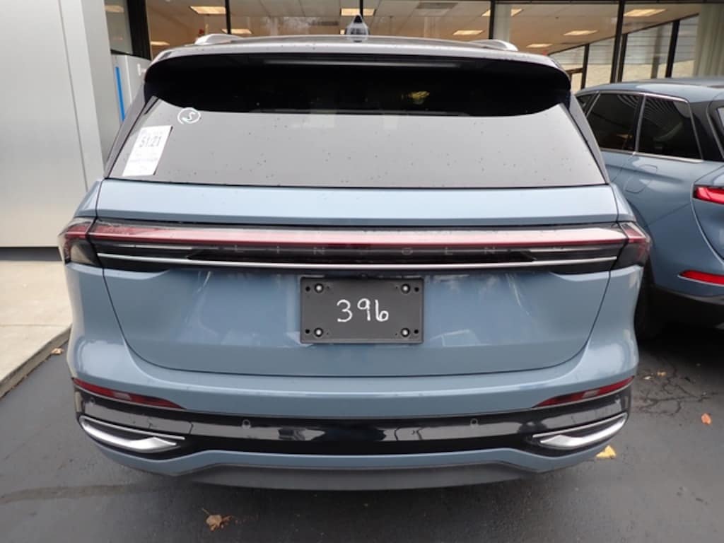 Certified 2025 Lincoln Nautilus Reserve II SUV