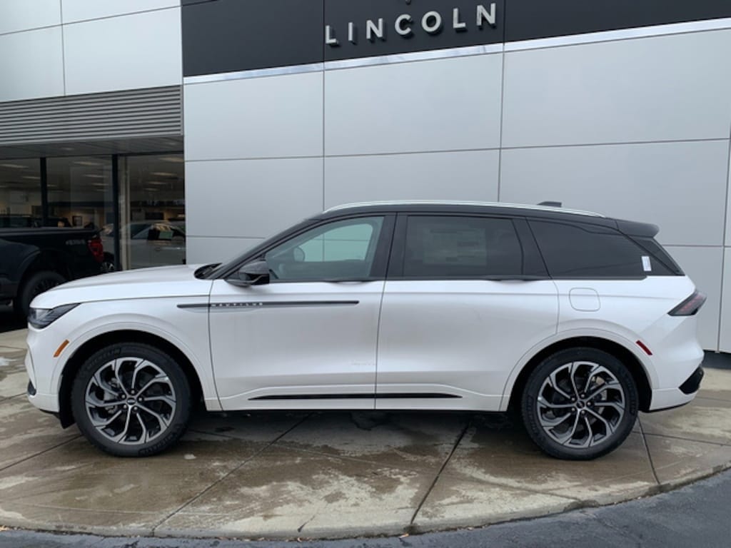 New 2026 Lincoln Nautilus Reserve CROSSOVERS