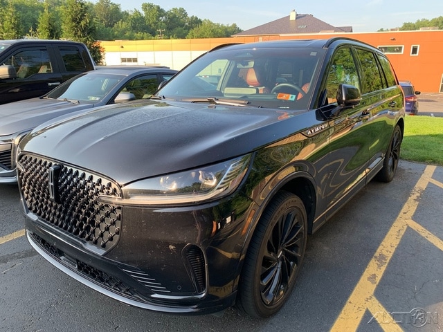 2025 Lincoln Aviator Reserve AWD's photo