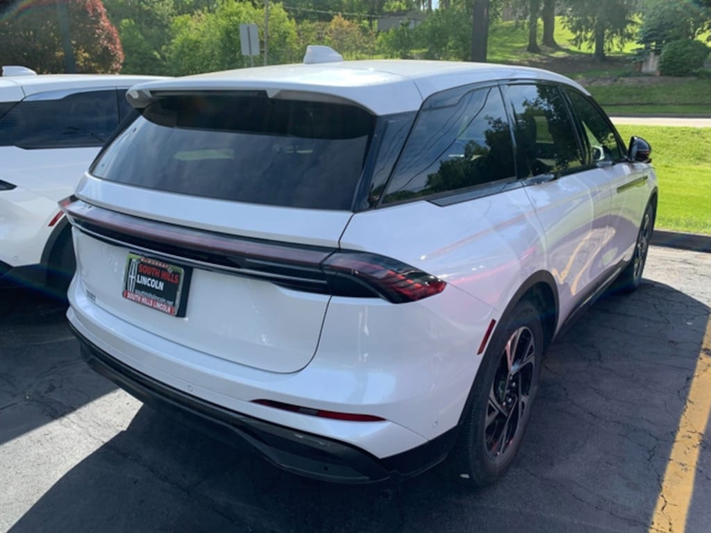 Certified 2024 Lincoln Nautilus Premiere II SUV