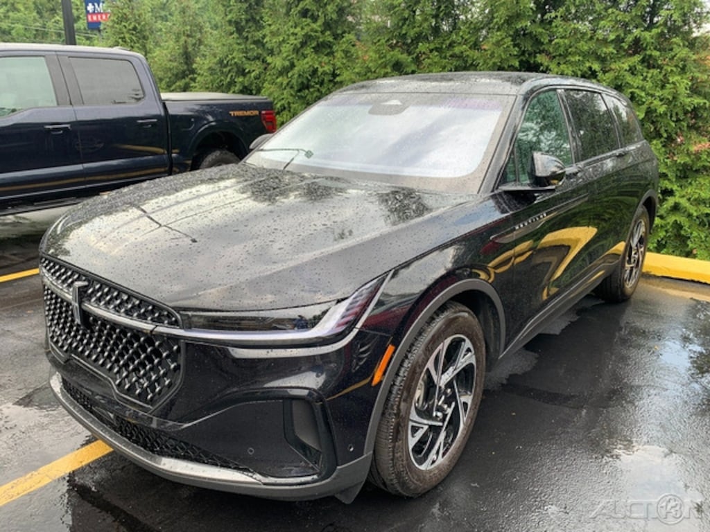 Certified 2024 Lincoln Nautilus Premiere SUV