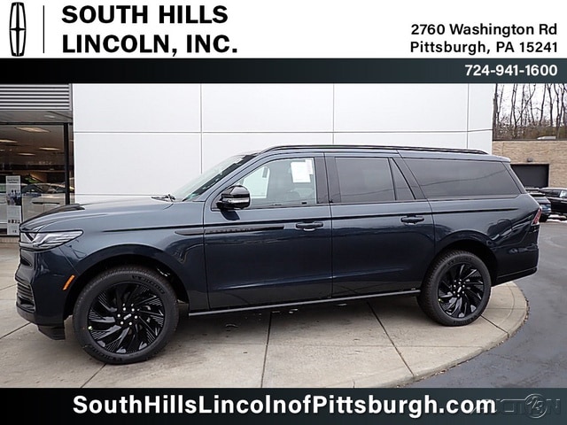 2025 Lincoln Navigator Reserve L's photo