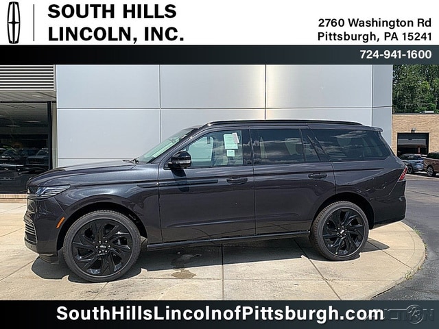 2027 Lincoln Navigator Reserve 4WD's photo