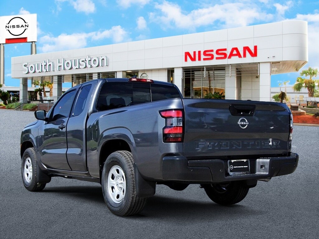 2026 Nissan Frontier S photo 3
