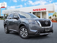 2025 Nissan Pathfinder SL SUV