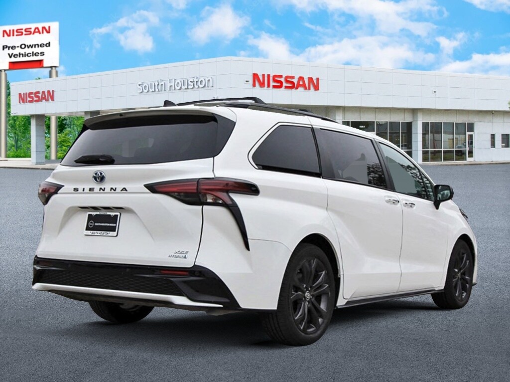 Used 2023 Toyota Sienna XSE 7 Passenger Van Passenger Van