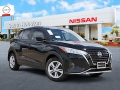 2025 Nissan Kicks Play S SUV