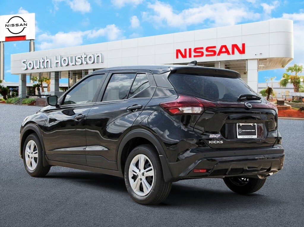 2025 Nissan Kicks Play S photo 3