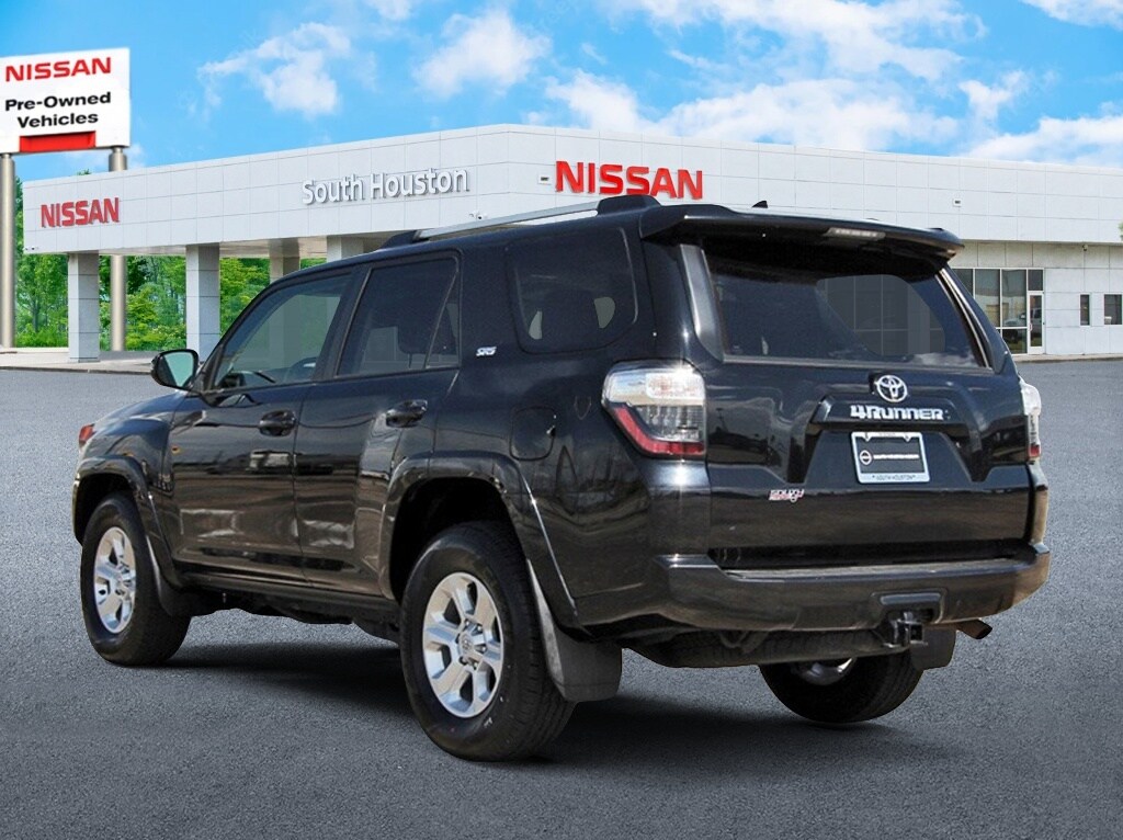 2023 Toyota 4Runner SR5 Premium photo 3