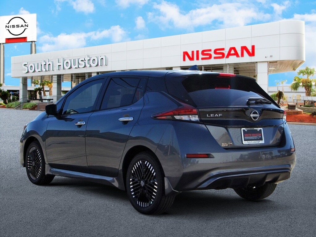 2024 Nissan Leaf SV Plus photo 3