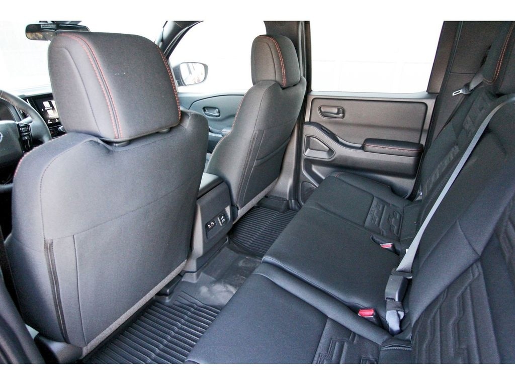 2026 Nissan Frontier PRO-X - Photo 11
