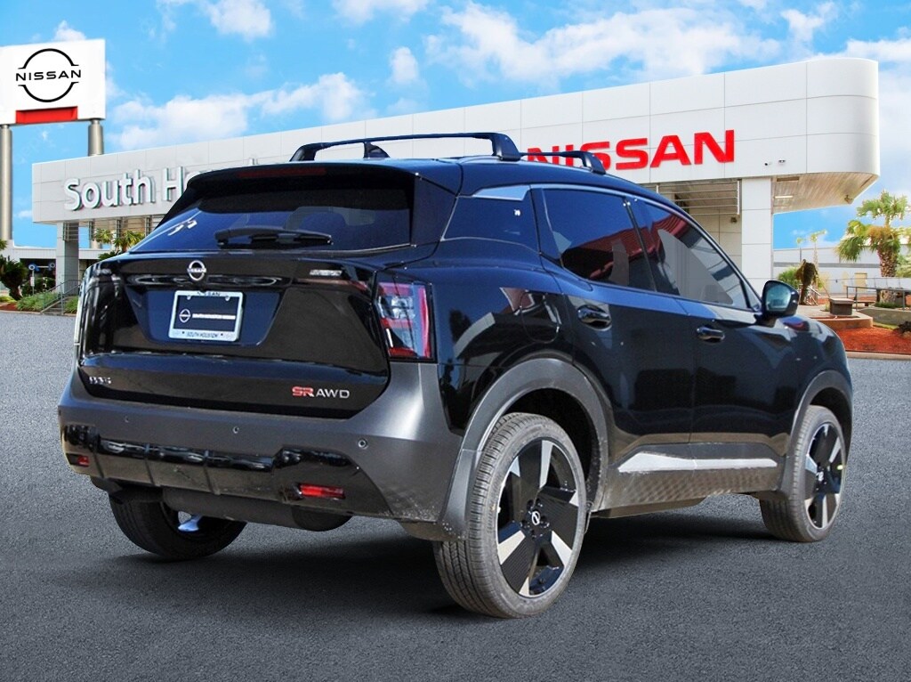 2025 Nissan Kicks SR photo 4