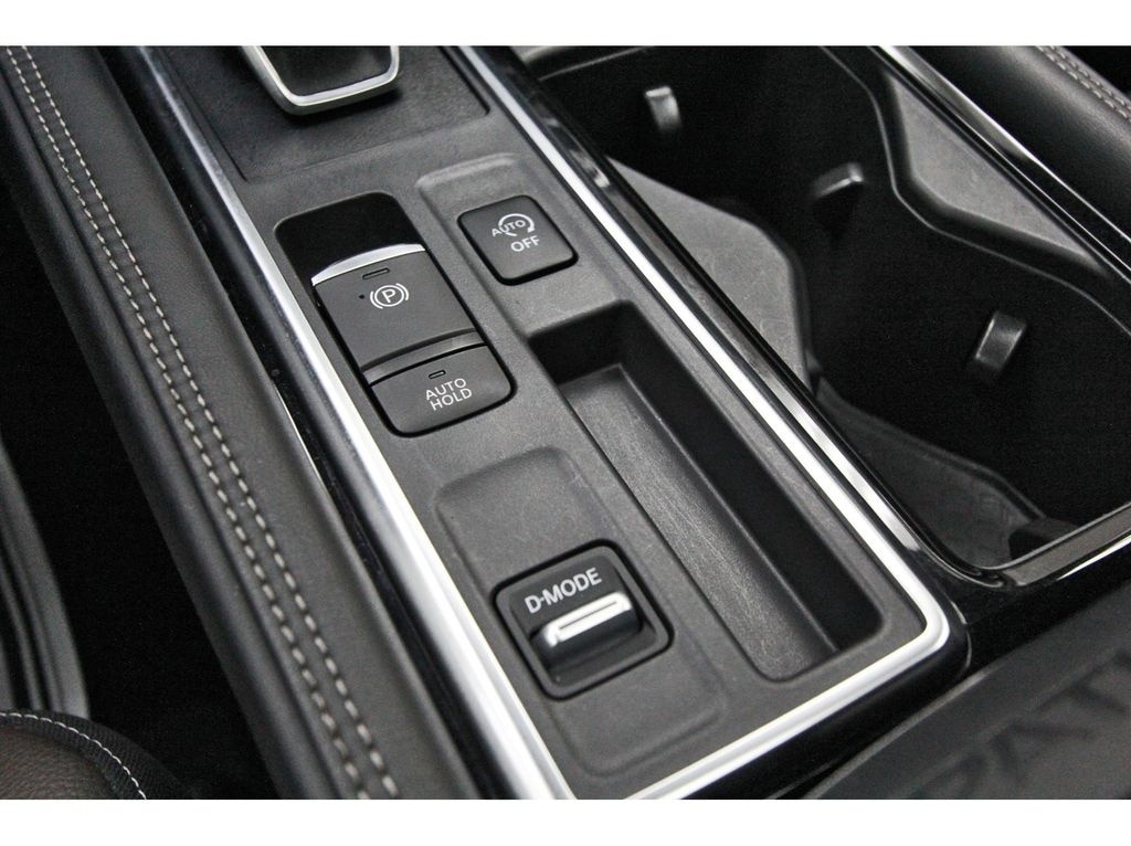 2024 Nissan Pathfinder Platinum - Photo 23