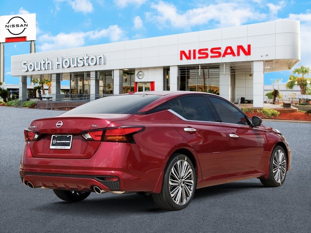 2025 Nissan Altima SL photo 4