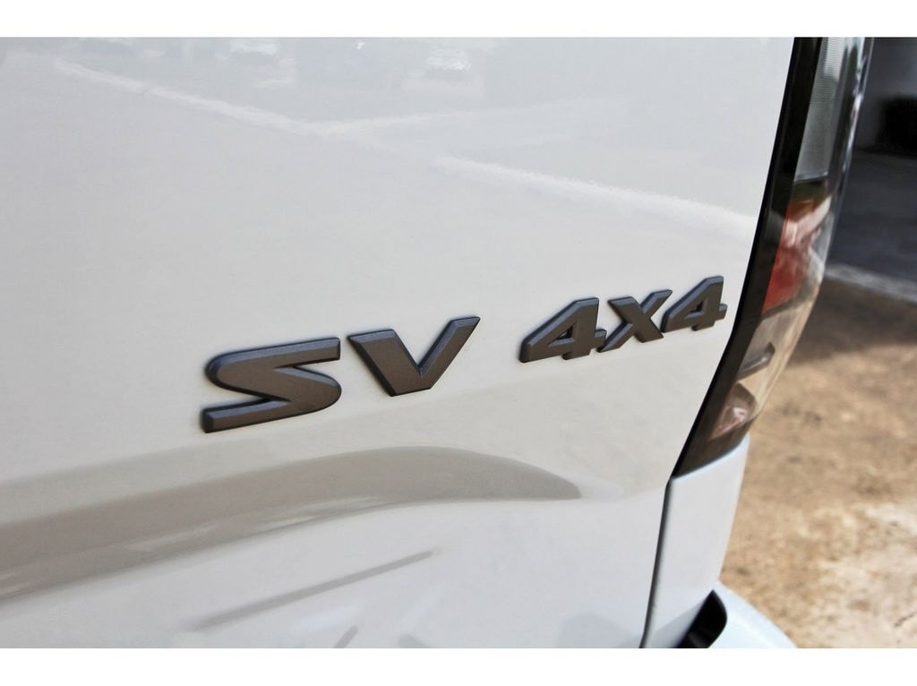2024 Nissan Frontier SV - Photo 28