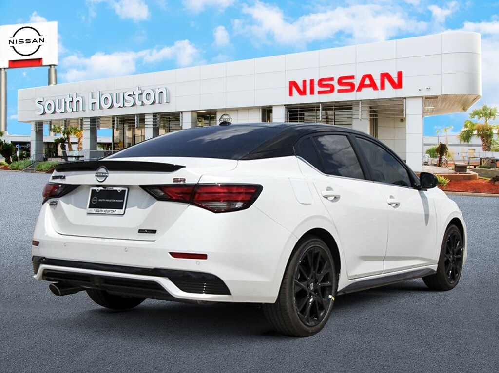 2025 Nissan Sentra SR photo 4