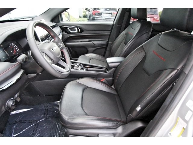 2025 Jeep Compass Trailhawk - Photo 6