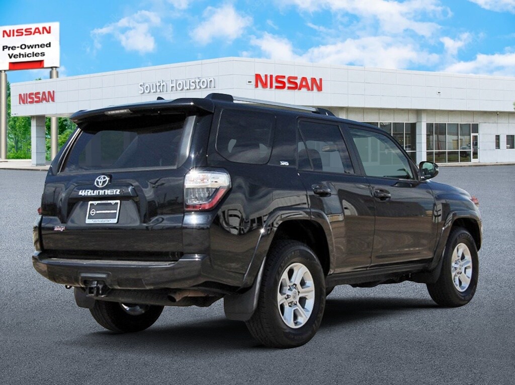2023 Toyota 4Runner SR5 Premium photo 4