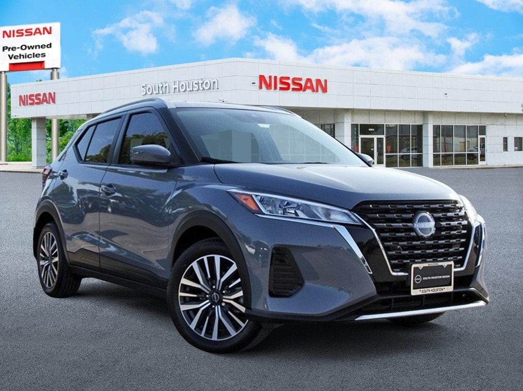 2022 Nissan Kicks SV
