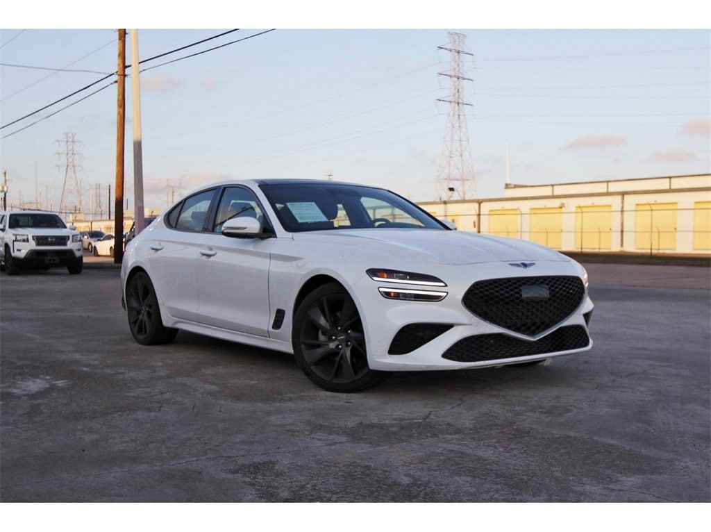 2023 GENESIS G70 Standard's photo